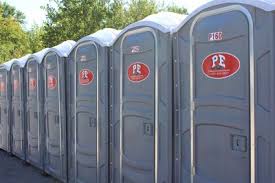 Best Portable Restroom Servicing (Cleaning and Restocking)  in Hoisington, KS